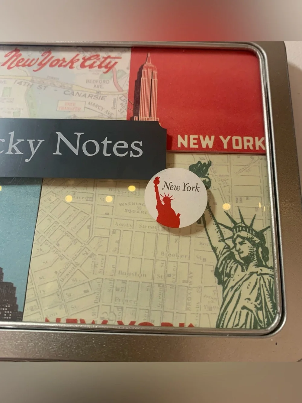 Brand new New York City pack of 5 sticky notes